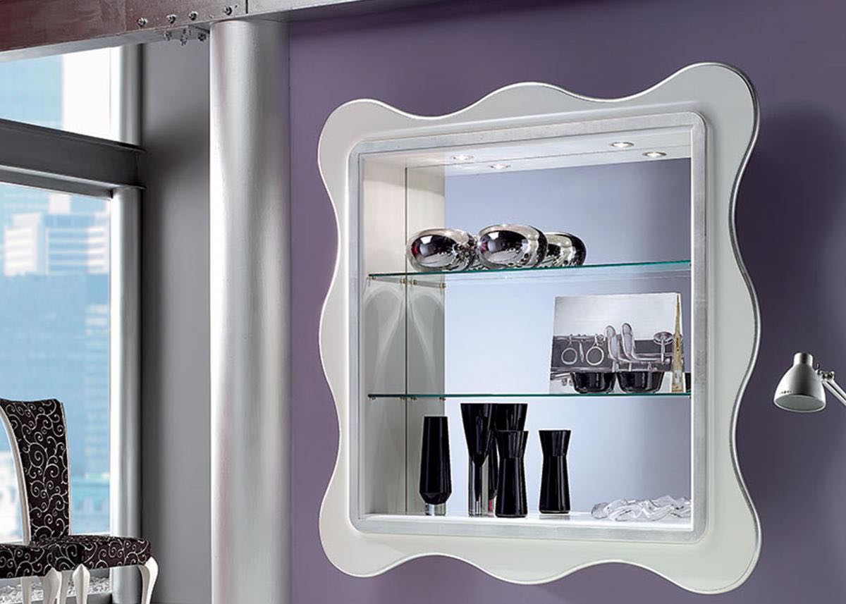 Зеркало фигурное со стеклянным шкафом, лампами и зеркалом