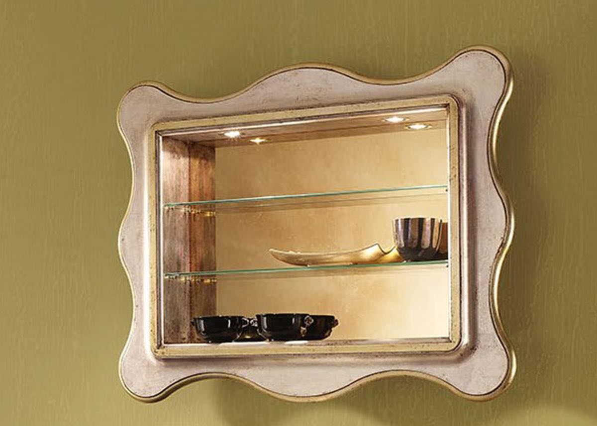Зеркало фигурное со стеклянными полками и лампами от салона мебели Альянс