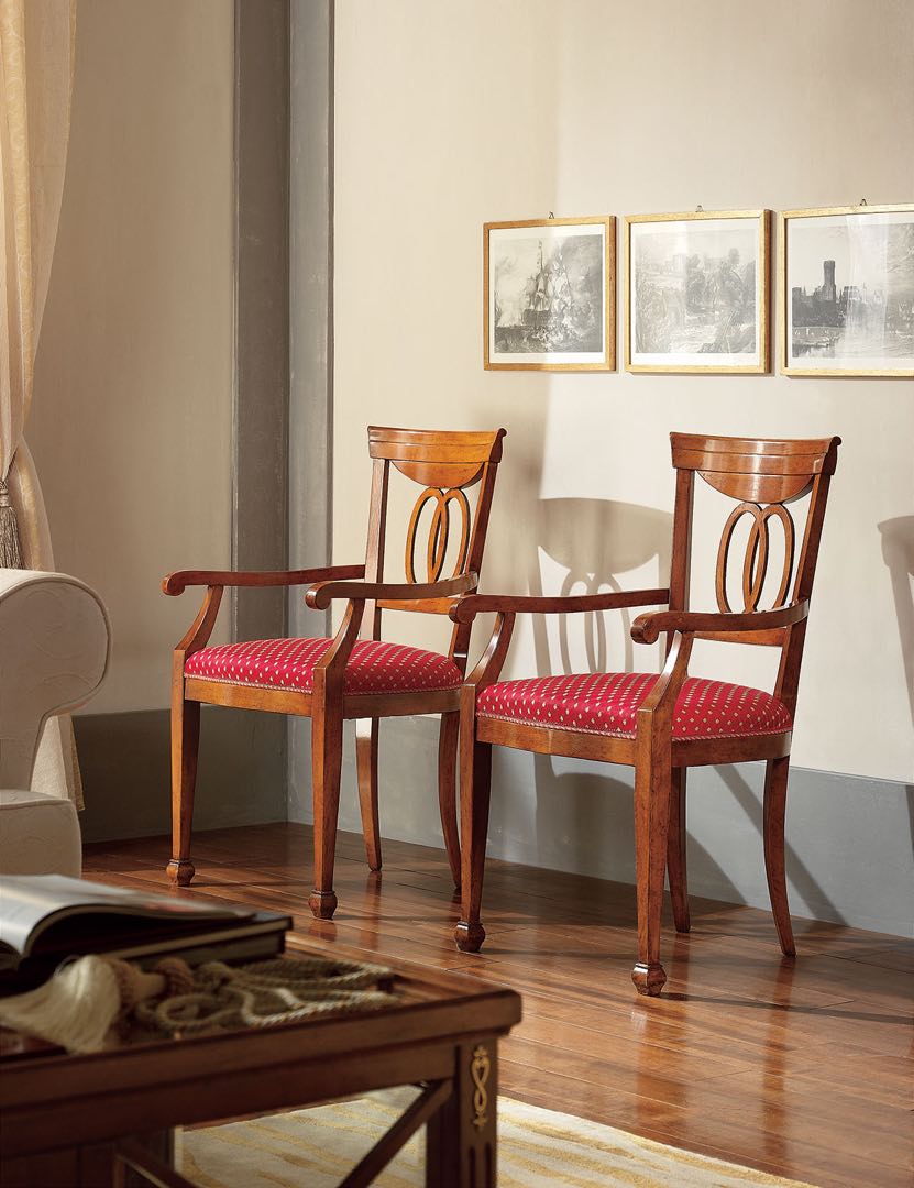 Кресло с дугами и набивным сидением от салона мебели Альянс